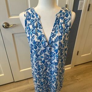 Lilly Pulitzer Blue & White Shell print Sleeveless V neck Dress size Medium
